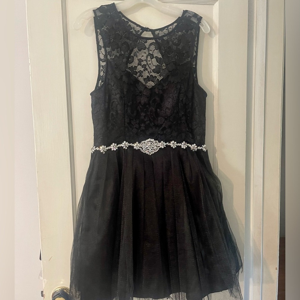 Beautiful Black Dress with Lace, Tulle and Rhinestones. Size 10. Like New.
